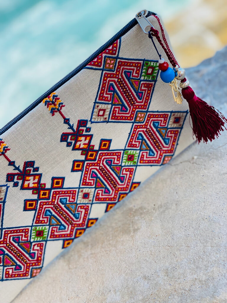         Handmade Clutch Leather/Embroidery *Dark Blue