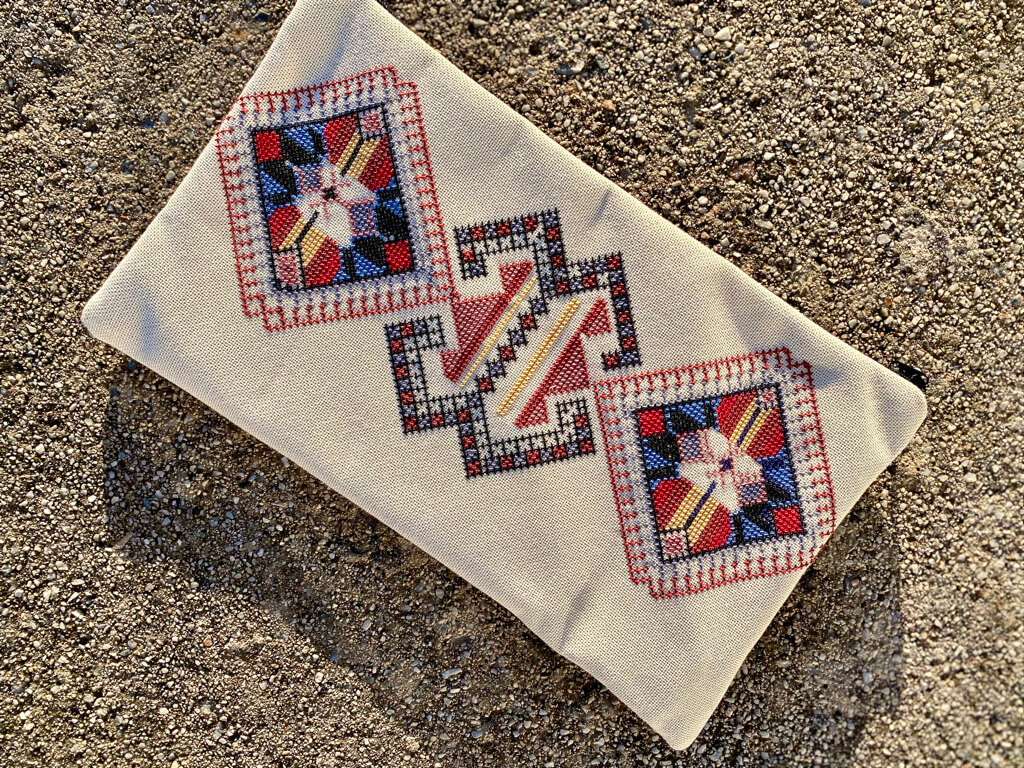 Handmade Leather Clutch with a handmade embroidery     * Rhombus *3/Bronze braun