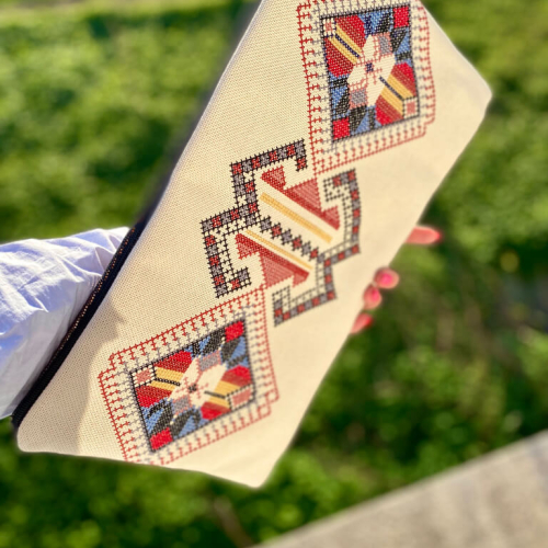 Handmade Leather Clutch with a handmade embroidery     * Rhombus *3/Bronze braun