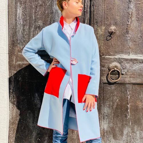 Coat *XROMA Light blue with red details 
